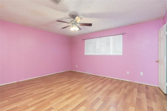 9211 Benning Drive, Houston, TX 77031