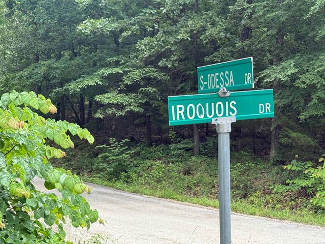 000 Iroquois Drive, Cherokee Village, AR 72529