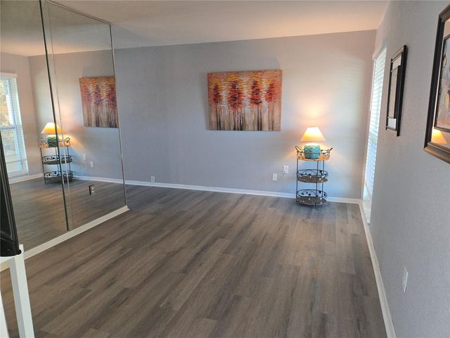 6100 12TH STREET S 313, St Petersburg, FL 33707