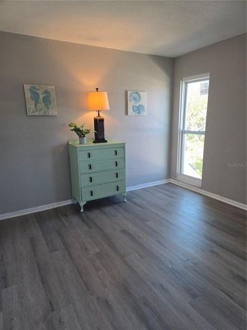 6100 12TH STREET S 313, St Petersburg, FL 33707