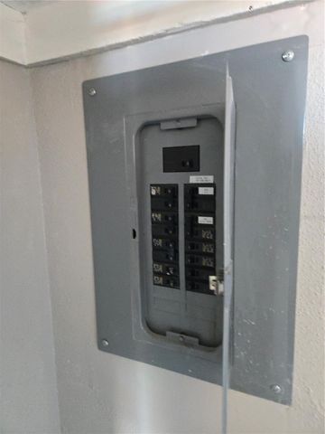 6100 12TH STREET S 313, St Petersburg, FL 33707