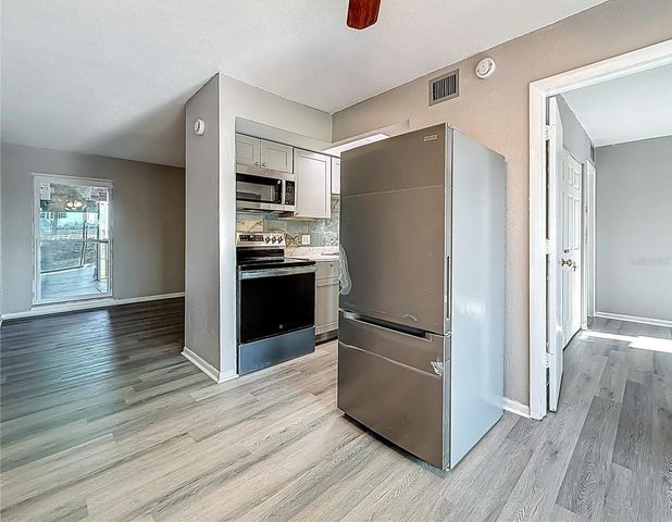 6100 12TH STREET S 313, St Petersburg, FL 33707