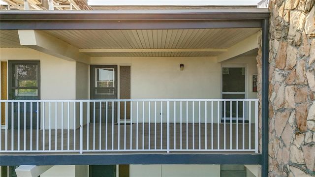 6100 12TH STREET S 313, St Petersburg, FL 33707