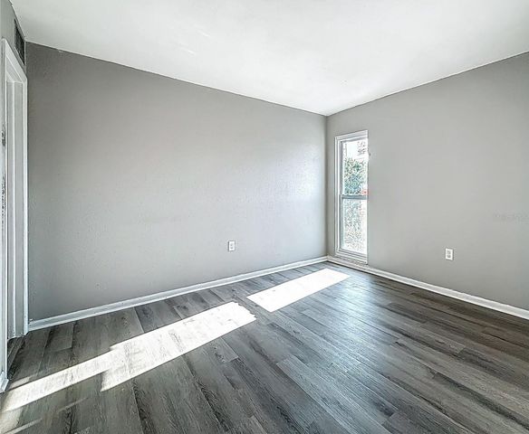 6100 12TH STREET S 313, St Petersburg, FL 33707