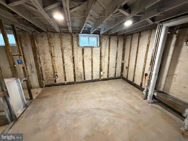 704 DORCHESTER RD, Baltimore, MD 21229