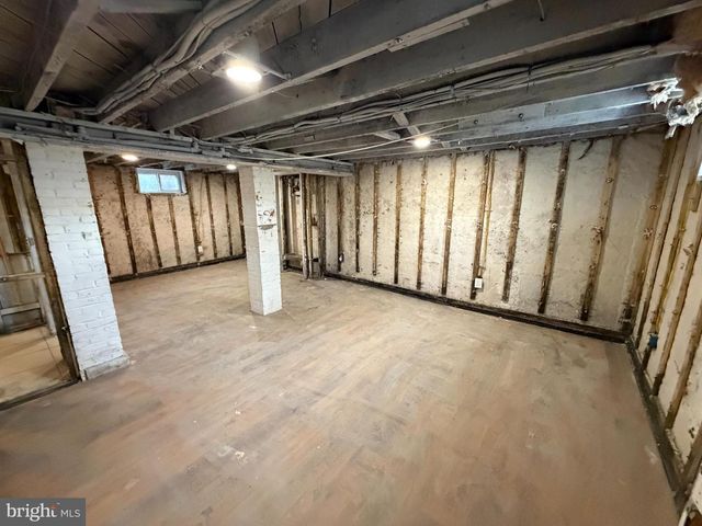 704 DORCHESTER RD, Baltimore, MD 21229