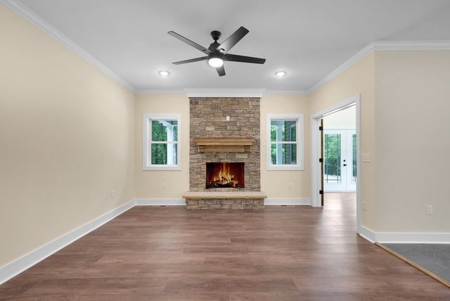 80 Mountain Laurel Lane, Monteagle, TN 37356