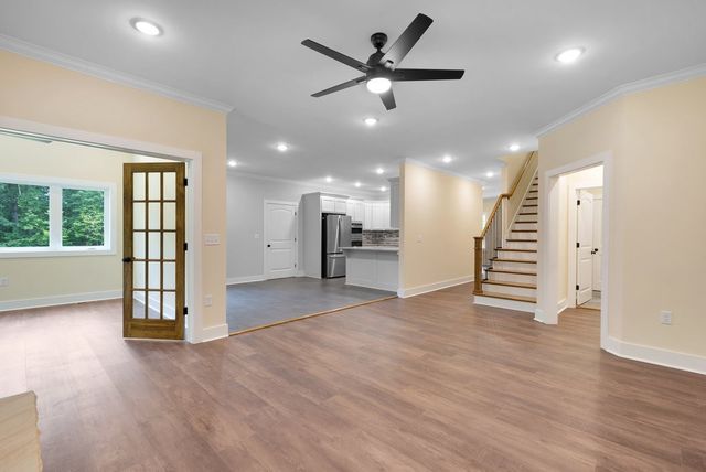 80 Mountain Laurel Lane, Monteagle, TN 37356