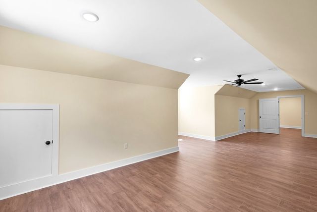 80 Mountain Laurel Lane, Monteagle, TN 37356