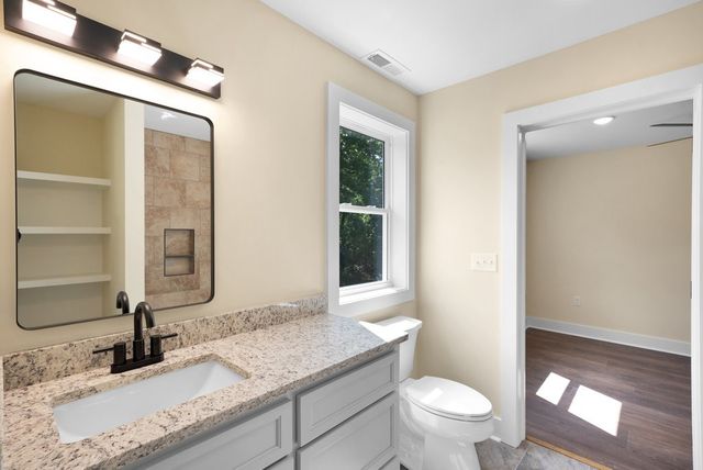 80 Mountain Laurel Lane, Monteagle, TN 37356