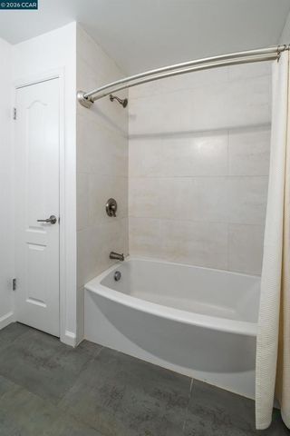 860 Paradise Ct, Lafayette, CA 94549