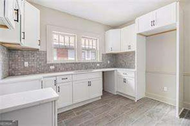 665 Lexington Avenue SW, Atlanta, GA 30310