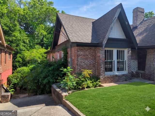 665 Lexington Avenue SW, Atlanta, GA 30310