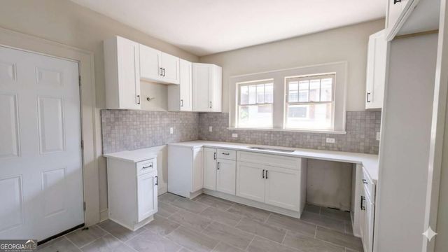 665 Lexington Avenue SW, Atlanta, GA 30310