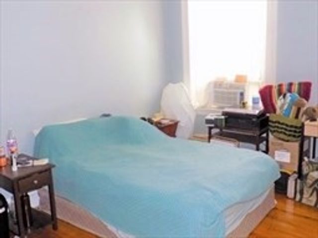 19 University Road 3, Brookline, MA 02445