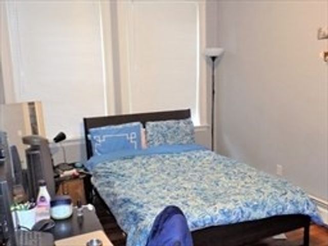 19 University Road 3, Brookline, MA 02445