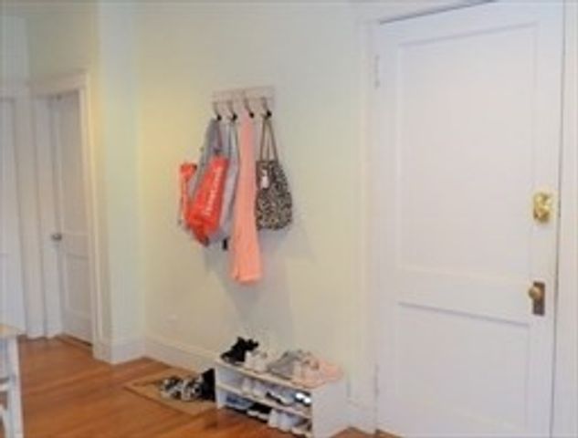 19 University Road 3, Brookline, MA 02445