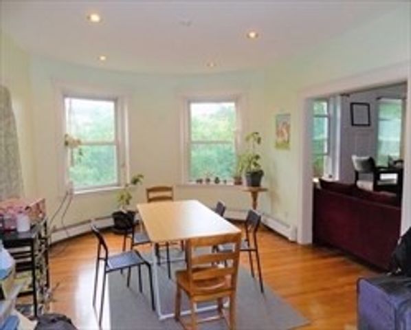 19 University Road 3, Brookline, MA 02445