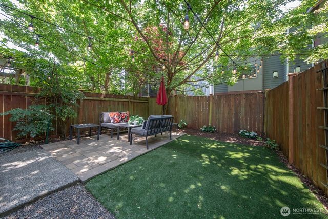 937 N 97th Street #A, Seattle, WA 98103