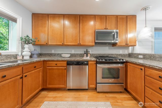 937 N 97th Street #A, Seattle, WA 98103