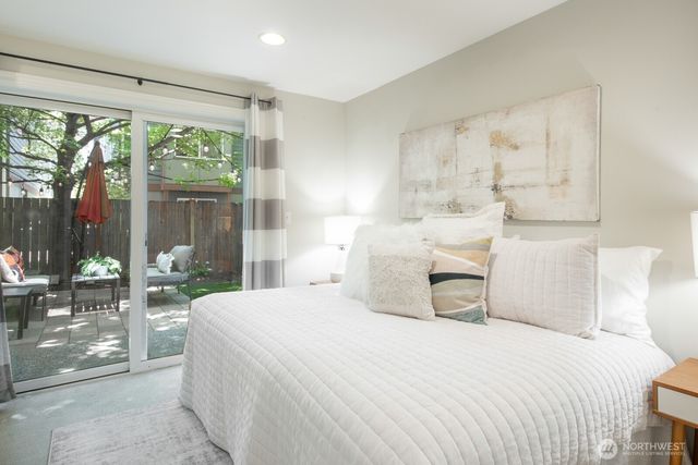 937 N 97th Street #A, Seattle, WA 98103