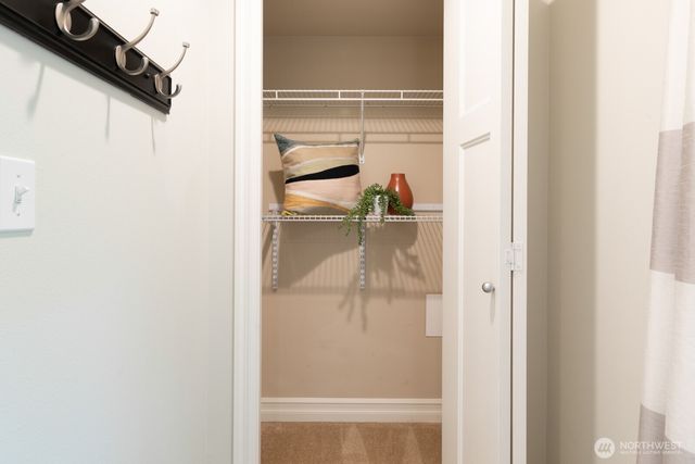 937 N 97th Street #A, Seattle, WA 98103