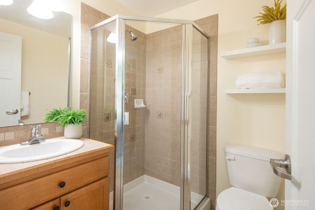 937 N 97th Street #A, Seattle, WA 98103