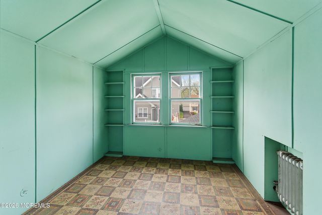 52 Nolton Street, Belleville, NJ 07109