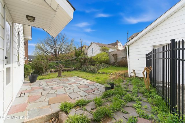 52 Nolton Street, Belleville, NJ 07109