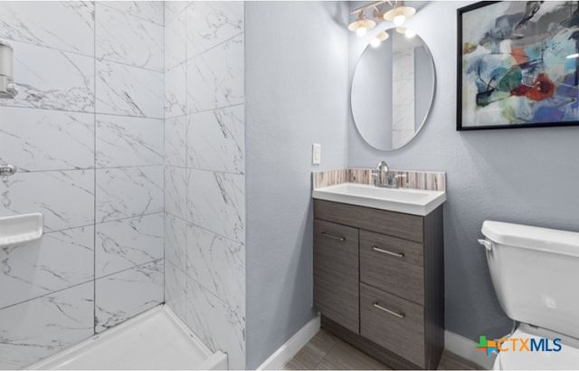 313 E Texas Avenue, Killeen, TX 76541