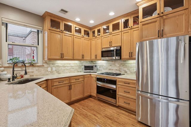 645 N 1st Street 125, Minneapolis, MN 55401