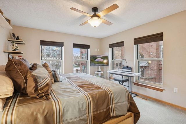 645 N 1st Street 125, Minneapolis, MN 55401