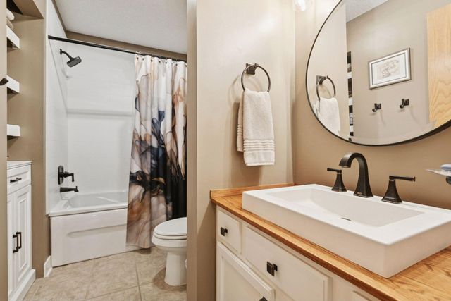 645 N 1st Street 125, Minneapolis, MN 55401