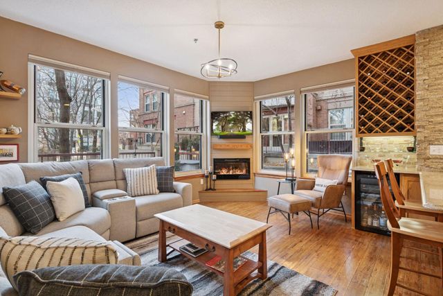 645 N 1st Street 125, Minneapolis, MN 55401