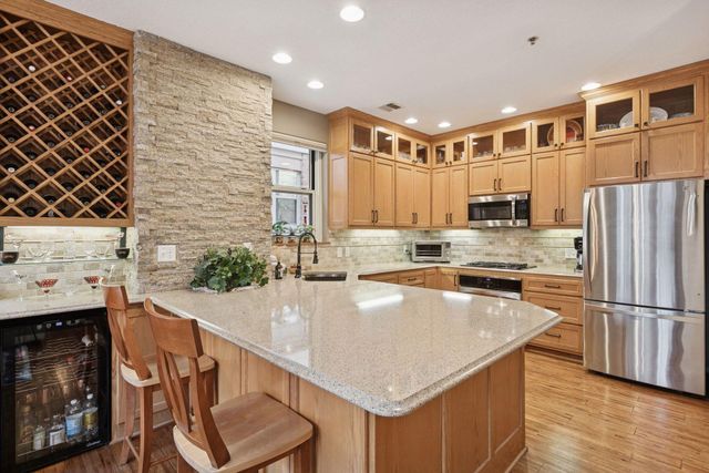 645 N 1st Street 125, Minneapolis, MN 55401