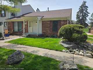 38565 Golfview Drive W, Clinton Charter Township, MI 48038