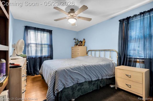 15110 Hanfor Avenue, Allen Park, MI 48101