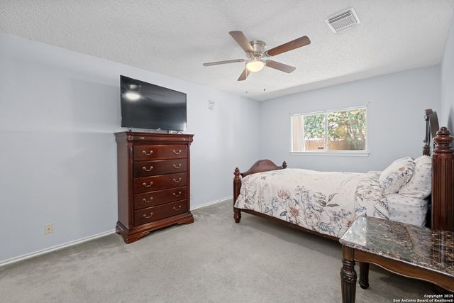 9245 Village Brown, San Antonio, TX 78250