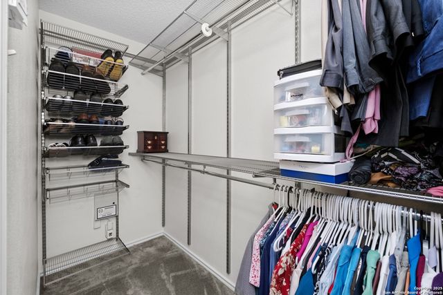 9245 Village Brown, San Antonio, TX 78250