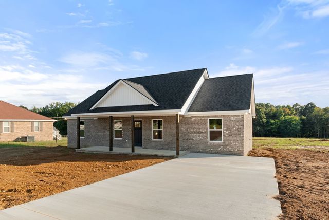 81 Dukes Park Rd, Summertown, TN 38483