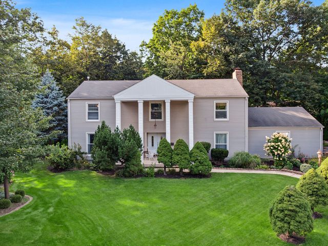 6 DOGWOOD Road, Rolling Meadows, IL 60008