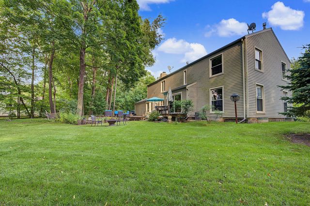 6 DOGWOOD Road, Rolling Meadows, IL 60008