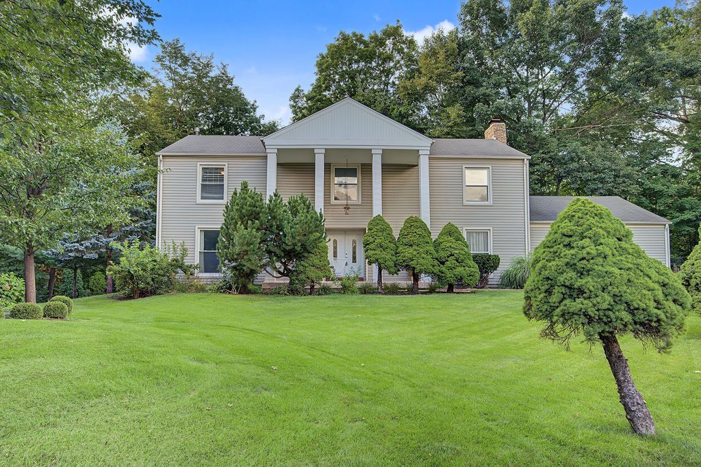 6 DOGWOOD Road, Rolling Meadows, IL 60008