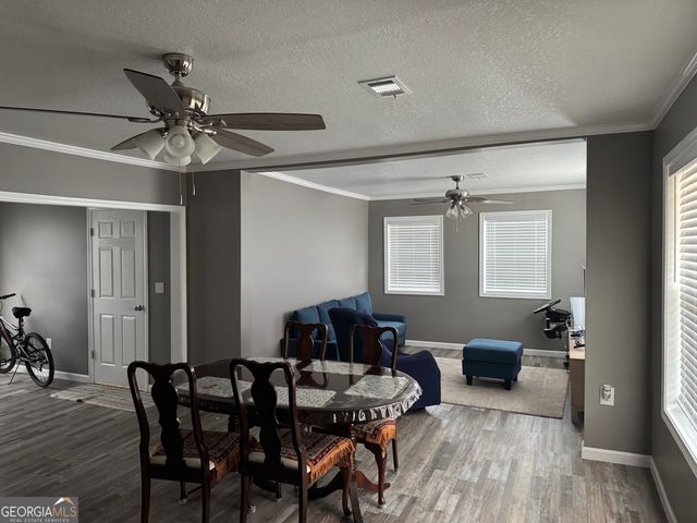 10 Grove Street, Hazlehurst, GA 31539