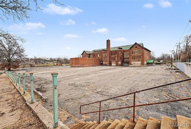 2931 Arlington Avenue, St Louis, MO 63120