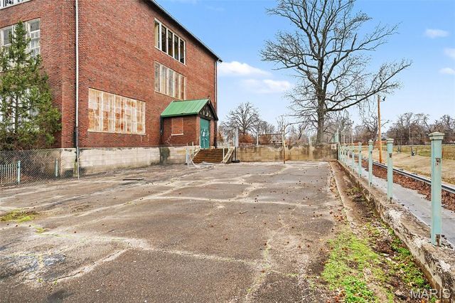 2931 Arlington Avenue, St Louis, MO 63120