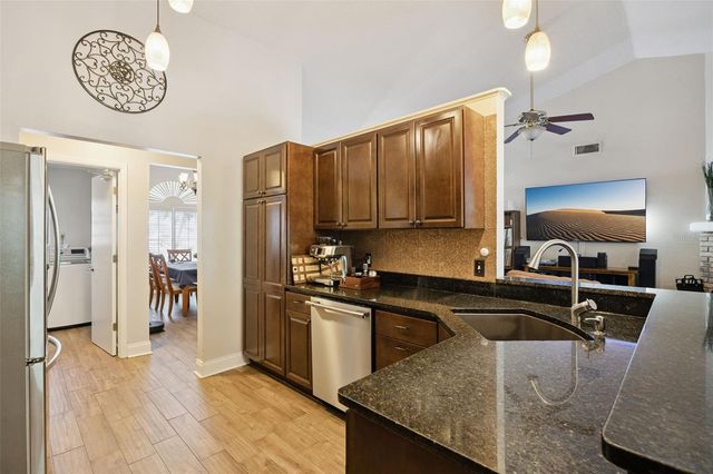 2113 MARTINGALE PLACE, Oviedo, FL 32765