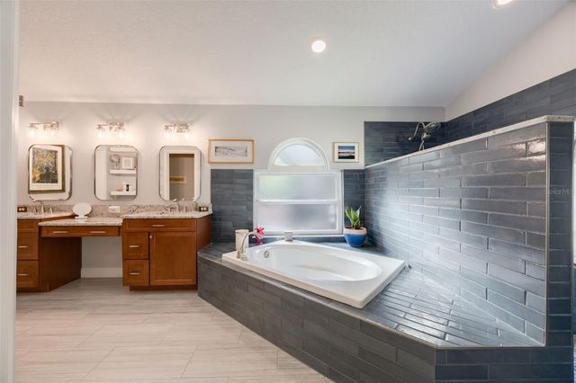 2113 MARTINGALE PLACE, Oviedo, FL 32765