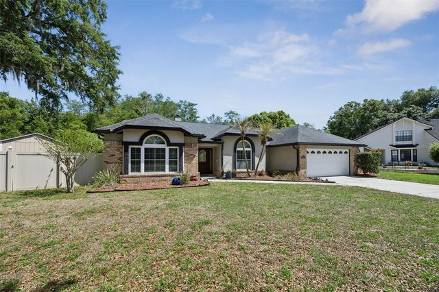 2113 MARTINGALE PLACE, Oviedo, FL 32765