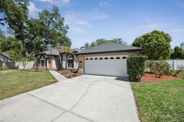 2113 MARTINGALE PLACE, Oviedo, FL 32765